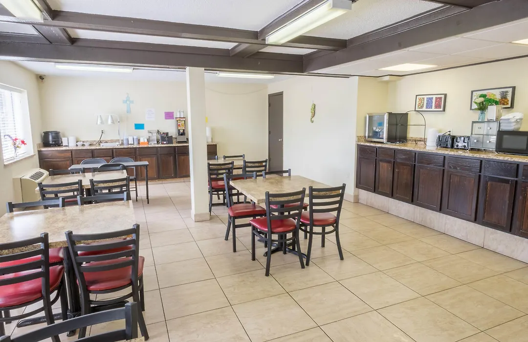 Rodeway Inn Clearwater - Central-1