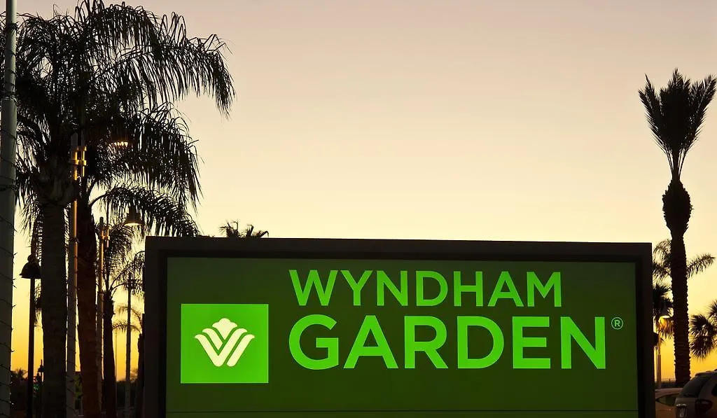 Wyndham Garden Clearwater Beach-1